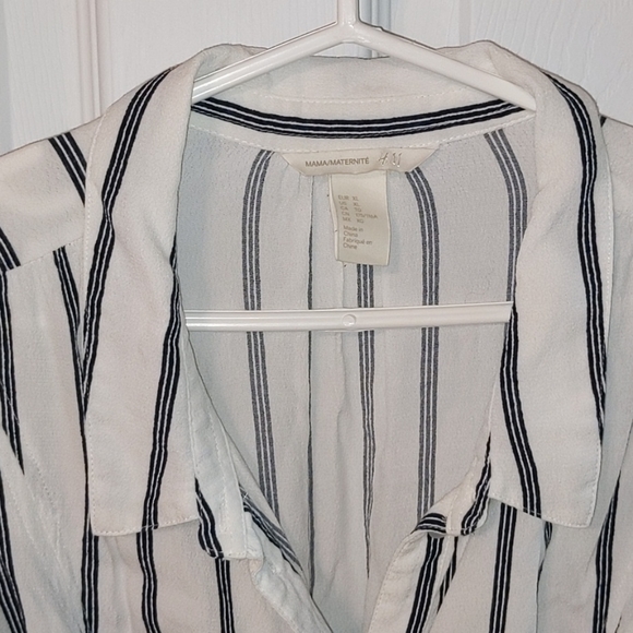 Maxi white and blue striped dress - Picture 3 of 4